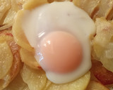 Foto del paso 8 de la receta: Patatas con huevos estrellados al horno