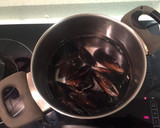 Foto del paso 2 de la receta: Sargo con crema de Mejillones y Langostinos
