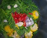 Foto langkah ke 4 dari resep Sayur Asem Bumbu Racik & Kearifan Lokal.