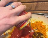 A picture of step 2 of Silky smooth tomato sauce.