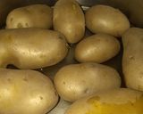A picture of step 1 of Aloo kachalu.