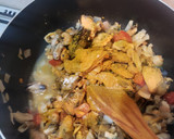 Foto del paso 1 de la receta: Arroz con mariscos.