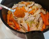 Foto del paso 4 de la receta Tiras de solomillo de cerdo guisadas con verduras
