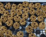 Foto langkah ke 4 dari resep Kukis Moka & Coffee.