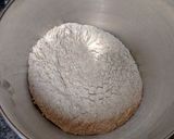 A picture of step 4 of Carrot Cake Pie.