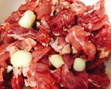 Hình bước làm 1 của món Thịt Bò Xào Bắp Non Ớt Chuông