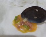 Foto langkah ke 2 dari resep Martabak Telur Kornet.
