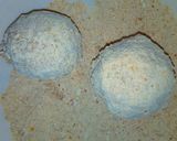 A picture of step 2 of Chicken yam balls.