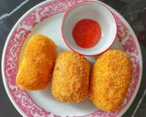 Foto langkah ke 8 dari resep Cheese Potato Hot Dog.