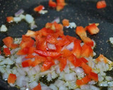 Foto del paso 2 de la receta: Berenjenas rellenas de atún y huevo duro