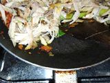Ayam suwir kemangi super pedas