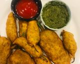 A picture of step 4 of Hari mirch ke pakoray (Green Chilli Fritters).