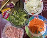 Foto langkah ke 1 dari resep Sup Ayam Favorit.