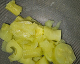 Foto del paso 2 de la receta: Calabacín relleno de atún