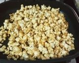 A picture of step 3 of Sugar Pop Corn with Peanuts.