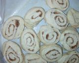 A picture of step 6 of Spongy Cinnamon Rolls.