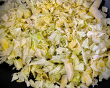 Foto del paso 1 de la receta: Ensalada tibia de arroz con langostinos y edamame