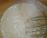 Foto langkah ke 5 dari resep Bolu Pisang Panggang 1 telur (No Mixer).