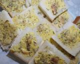 Foto langkah ke 2 dari resep Garlic Bread.