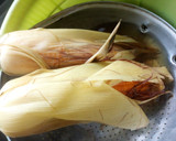 A picture of step 4 of Cooked Corn (Maize).