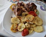 Foto del paso 5 de la receta: Jarretes de cordero al horno con patatas