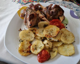 Foto del paso 5 de la receta: Jarretes de cordero al horno con patatas