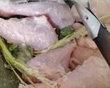 Foto langkah ke 1 dari resep Ayam semur kecap super simpel.