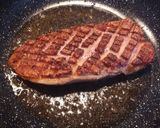 Foto del paso 3 de la receta Magret de pato con miel y tomillo