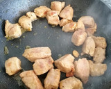 Foto del paso 4 de la receta: Curry de solomillo de cerdo con tirabeques