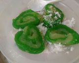 Foto langkah ke 7 dari resep Lapis Singkong Gulung.