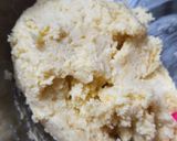 Foto langkah ke 3 dari resep Kue Sagu Keju.