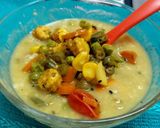 A picture of step 4 of Mixed Vegetable Oats Soup.