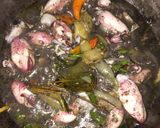 Foto langkah ke 3 dari resep Cumi kuah hitam.