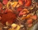 A picture of step 3 of Phalyaan chicken.