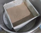 Foto langkah ke 4 dari resep Brownies Kukus Keju ala Amanda.