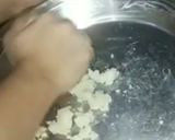 A picture of step 2 of Suji golgappe.