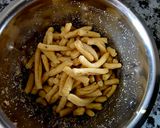A picture of step 2 of Kathiyawadi Bharwa Baingan & Potato Sabji.