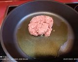 Foto del paso 4 de la receta: Fajita de filete de ternera picada con pan de pita