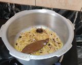 A picture of step 3 of Egg peas masala.