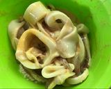 Gambar langkah 2 resipi Sotong Celup Tepung.