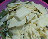Foto langkah ke 3 dari resep Gulai rebung ayam.