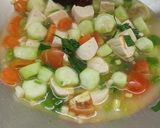 Foto langkah ke 5 dari resep Sop Oyong Tahu.