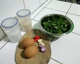 Foto langkah ke 1 dari resep Telur Dadar Daun Kelor (Marungga).