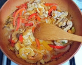Foto del paso 7 de la receta: Filetillos de contramuslos de pollo al Sindhi biryani