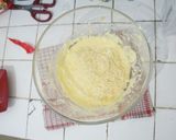 Foto langkah ke 3 dari resep Kue Semprit Keju Hias.