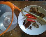 Foto langkah ke 1 dari resep Wedang Lombok.