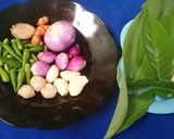 Foto langkah ke 2 dari resep Jantung Pisang Masak Kuning.