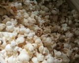Foto langkah ke 1 dari resep Popcorn Caramel.