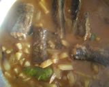 A picture of step 4 of Bengali Gule fish curry with potato & onion.