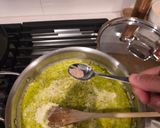 A picture of step 4 of Pesto Cream Sauce and chicken. Pasta.